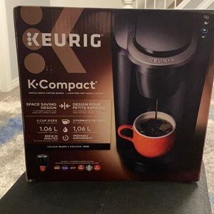 Keurig K-Compact single serve coffee maker NEW